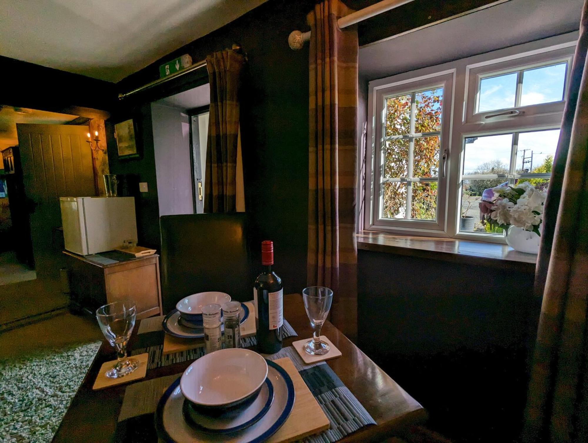 Tafarn Y Waen - Guesthouse St Asaph Exterior photo