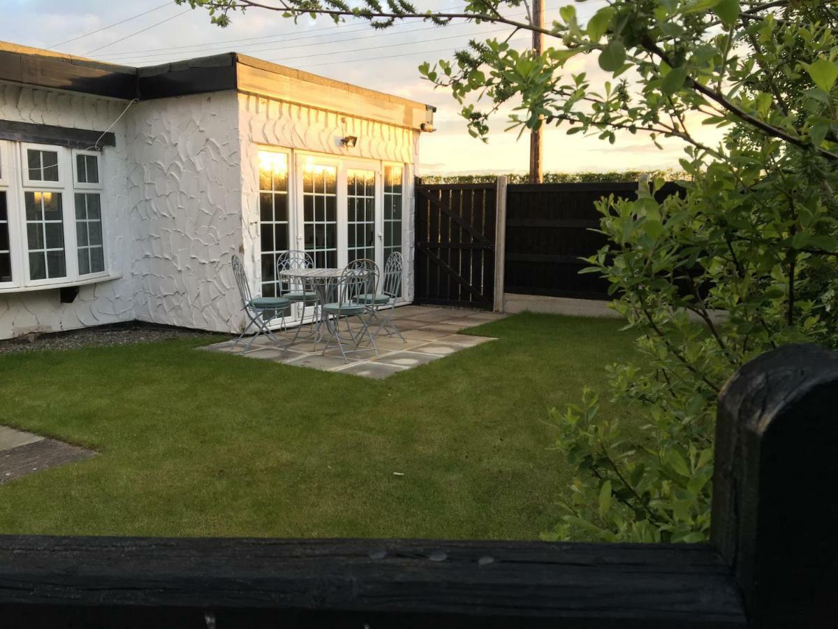 Tafarn Y Waen - Guesthouse St Asaph Exterior photo